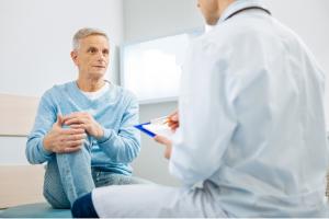 Ces travaux identifient un mécanisme biologique clé qui favorise un vieillissement en bonne santé (Visuel Adobe Stock 184393736)