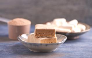 Des signes d'effets cardiovasculaires préventifs des flavanols de cacao sont identifiés, dont une réduction de 27 % d’un marqueur de décès cardiovasculaire (Visuel Adobe Stock 249917188). Des signes d'effets cardiovasculaires préventifs des flavanols de cacao sont identifiés, dont une réduction de 27 % d’un marqueur de décès cardiovasculaire (Visuel Adobe Stock 249917188).