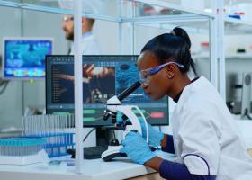 La recherche explique pourquoi le COVID long s'accompagne souvent de symptômes neurologiques tels que des troubles cognitifs, de la fatigue et des sautes d'humeur, tandis que la grippe est plus fréquemment associée à des complications respiratoires (Visuel Adobe Stock 395689086). La recherche explique pourquoi le COVID long s'accompagne souvent de symptômes neurologiques tels que des troubles cognitifs, de la fatigue et des sautes d'humeur, tandis que la grippe est plus fréquemment associée à des complications respiratoires (Visuel Adobe Stock 395689086).