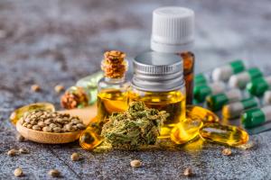 Cette toute première recherche à avoir regardé l’association entre la consommation de cannabis et la maladie COVID-19 révèle que la consommation problématique de cannabis est bien corrélée à des résultats COVID-19 plus médiocres (Visuel Adobe Stock 396011758) Cette toute première recherche à avoir regardé l’association entre la consommation de cannabis et la maladie COVID-19 révèle que la consommation problématique de cannabis est bien corrélée à des résultats COVID-19 plus médiocres (Visuel Adobe Stock 396011758)