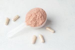 Un acide aminé, la taurine, pourrait jouer un rôle clé dans la prédiction et le traitement du COVID long (Visuel Adobe Stock 401860798) Un acide aminé, la taurine, pourrait jouer un rôle clé dans la prédiction et le traitement du COVID long (Visuel Adobe Stock 401860798).