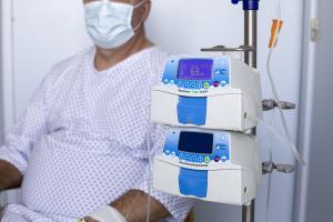 Oui, l’obésité est certainement un facteur de risque de forme sévère et de complications de COVID-19, mais, en fin de compte, l’obésité n’augmente pas le risque de mortalité (Adobe Stock 403510591) Oui, l’obésité est certainement un facteur de risque de forme sévère et de complications de COVID-19, mais, en fin de compte, l’obésité n’augmente pas le risque de mortalité (Adobe Stock 403510591).