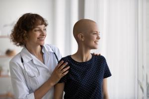 Cette analyse conclut à un risque élevé de récidive métastatique chez les jeunes patients atteints de cancer (Visuel Adobe Stock 411427127)