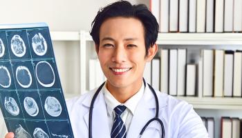 Une cicatrice plus petite, plus sûre et plus rapide à cicatriser, c’est la promesse de cette nouvelle approche de chirurgie cérébrale (Visuel Adobe Stock 845453901) Une cicatrice plus petite, plus sûre et plus rapide à cicatriser, c’est la promesse de cette nouvelle approche de chirurgie cérébrale (Visuel Adobe Stock 845453901)