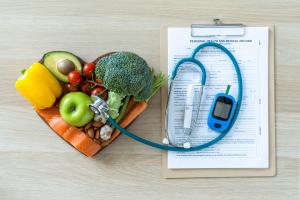 Mieux documentées comme bénéfiques à l'activité cérébrale, neuronale et cognitive, certaines cétones (et ici particulièrement 3-OHB) semblent améliorer de manière spectaculaire le flux sanguin vers le cœur (Visuel Adobe Stock 952324334) Mieux documentées comme bénéfiques à l'activité cérébrale, neuronale et cognitive, certaines cétones (et ici particulièrement 3-OHB) semblent améliorer de manière spectaculaire le flux sanguin vers le cœur (Visuel Adobe Stock 952324334)