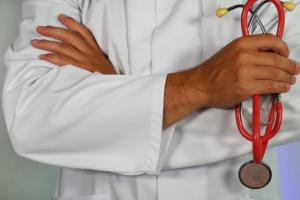 Le 100 % Santé est une réforme ambitieuse qui transforme en profondeur l’accès aux soins en France (Visuel Unplash hIgeoQjS_iE) Le 100 % Santé est une réforme ambitieuse qui transforme en profondeur l’accès aux soins en France (Visuel Unplash hIgeoQjS_iE)