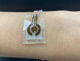 Plus besoin de piqûre pour surveiller sa glycémie ? (Visuel Jia Zhu, Penn State) Plus besoin de piqûre pour surveiller sa glycémie ? (Visuel Jia Zhu, Penn State)