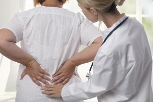 Les douleurs chroniques perturbent profondément la vie du patient et compliquent le quotidien (Visuel Adobe Stock 168528968) Les douleurs chroniques perturbent profondément la vie du patient et compliquent le quotidien (Visuel Adobe Stock 168528968)