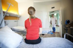 La maladie rénale chronique touche plus de 10% de la population mondiale et nécessite, sous peine de décès, une thérapie lourde de remplacement du rein La maladie rénale chronique touche plus de 10% de la population mondiale et nécessite, sous peine de décès, une thérapie lourde de remplacement du rein