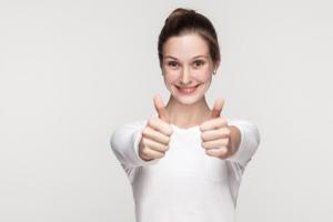 La gaieté n'est ni nécessaire ni suffisante pour sourire. La gaieté n'est ni nécessaire ni suffisante pour sourire.