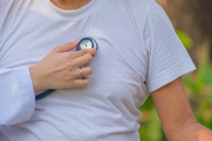 Les professionnels de santé apparaissent démunis et mal formés pour prendre en charge leurs patients obèses Les professionnels de santé apparaissent démunis et mal formés pour prendre en charge leurs patients obèses