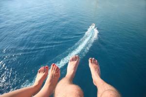 Le soutien du conjoint, qui favorise la volonté de saisir les opportunités est un facteur majeur de bien-être dans la vie Le soutien du conjoint, qui favorise la volonté de saisir les opportunités est un facteur majeur de bien-être dans la vie