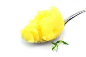 Quels effets possibles des margarines ou « beurres transformés » à tartiner sur la santé cardiaque ? (Visuel Fotolia 80968684) Quels effets possibles des margarines ou « beurres transformés » à tartiner sur la santé cardiaque ? (Visuel Fotolia 80968684)