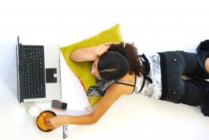 L'étude précise les principales variations en pourcentage dans les facteurs de mode de vie, durant la pandémie. Avec de bonnes surprises aussi, comme la baisse significative du tabagisme (Visuel Adobe Stock 8867071) L'étude précise les principales variations en pourcentage dans les facteurs de mode de vie, durant la pandémie. Avec de bonnes surprises aussi, comme la baisse significative du tabagisme (Visuel Adobe Stock 8867071).