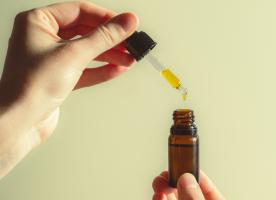 De nombreuses études médicales attestent des effets positifs du CBD sur la santé. Cette molécule cannabinoïde favoriserait notamment le sommeil grâce à ses vertus relaxantes De nombreuses études médicales attestent des effets positifs du CBD sur la santé. Cette molécule cannabinoïde favoriserait notamment le sommeil grâce à ses vertus relaxantes