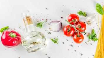 L'inclusion d'aliments malsains peut diminuer considérablement les effets positifs d'une alimentation par ailleurs équilibrée et bénéfique (Visuel Adobe Stock 290526316) L'inclusion d'aliments malsains peut diminuer considérablement les effets positifs d'une alimentation par ailleurs équilibrée et bénéfique (Visuel Adobe Stock 290526316)