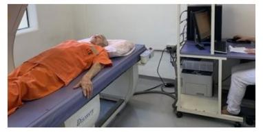 La sarcopénie est associée à un risque de mortalité toutes causes confondues multiplié par 63 chez les femmes de faible masse musculaire et multiplié par 11,4 chez les hommes La sarcopénie est associée à un risque de mortalité toutes causes confondues multiplié par 63 chez les femmes de faible masse musculaire et multiplié par 11,4 chez les hommes