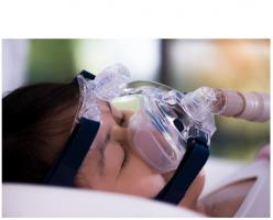 Un résultat contre-intuitif, car « on pourrait s'attendre à ce que de longues interruptions de la respiration induisent un pronostic plus sévère, mais c’est bien le contraire » Un résultat contre-intuitif, car « on pourrait s'attendre à ce que de longues interruptions de la respiration induisent un pronostic plus sévère, mais c’est bien le contraire »