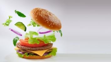 Le corps peut, de temps en temps, s'adapter à une suralimentation occasionnelle. Dans cette situation, le corps se concentre ainsi sur l’élimination du glucose pour préserver la sensibilité à l’insuline. Le corps peut, de temps en temps, s'adapter à une suralimentation occasionnelle. Dans cette situation, le corps se concentre ainsi sur l’élimination du glucose pour préserver la sensibilité à l’insuline.