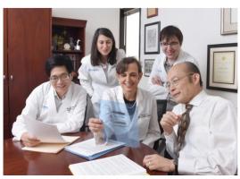 Le Dr Levine et ses collègues ont créé une souris génétiquement modifiée pour des niveaux d'autophagie en augmentation continue. Le Dr Levine et ses collègues ont créé une souris génétiquement modifiée pour des niveaux d'autophagie en augmentation continue.