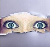 1 personne sur 100 présente des symptômes de schizophrénie au cours de sa vie 1 personne sur 100 présente des symptômes de schizophrénie au cours de sa vie