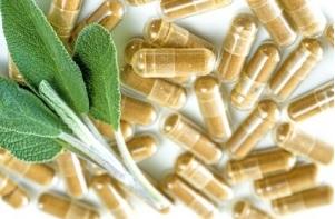 Le thé vert contient des catéchines et des polyphénols anti-inflammatoires, des anti-oxydants déjà documentés comme associés à une activité anticancéreuse et à un risque plus faible de maladie cardiaque et hépatique Le thé vert contient des catéchines et des polyphénols anti-inflammatoires, des anti-oxydants déjà documentés comme associés à une activité anticancéreuse et à un risque plus faible de maladie cardiaque et hépatique