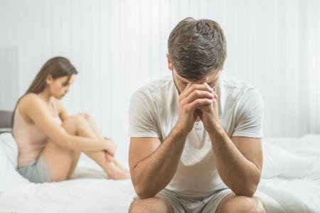 Cependant, alors qu'on parle plus fréquemment "d’impuissance",  existe-t-il une définition unique de ce trouble (Visuel Adobe Stock 162909148)