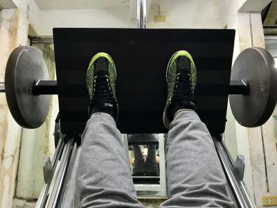 L’épuisement de la force des jambes est documenté ici comme un puissant prédicteur de décès chez les personnes âgées (Visuel Adobe Stock 195542789)