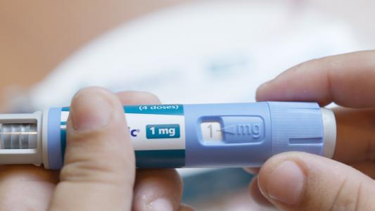 Une injection hebdomadaire pourrait remplacer le traitement quotidien douloureux de ce trouble adipeux rare (Visuel Adobe Stock 938403656)