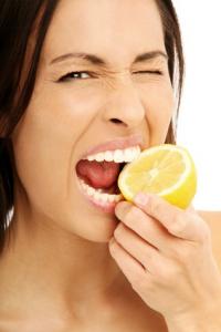 Certaines vitamines, minéraux et acides gras spécifiques ont un rôle clé à jouer pour aider notre système immunitaire à lutter contre COVID-19