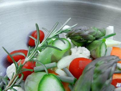 L'oxyde de triméthylamine ou TMAO, un composé lié à la consommation de poisson, de fruits de mer et d'un régime principalement végétarien contribue à réduire les symptômes de cardiopathie liés à l'hypertension (Fotolia 91265854).