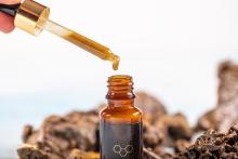 La capacité de la substance à s’insérer dans la membrane cellulaire, contribue à expliquer la puissance de ses effets (Visuel Adobe Stock 353251981)