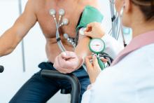 Pratiquer l'exercice permet de réduire le risque d'hypertension artérielle (Visuel Adobe Stock 491092208)
