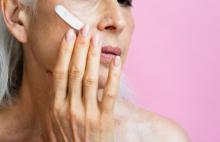 Comment lutter efficacement contre les taches brunes ? (Visuel Freepik 5431354)